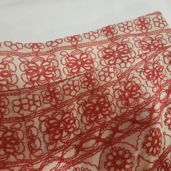 LOFT Red and Cream Floral Embroidered Shorts Size 14 - Picture 3 of 13